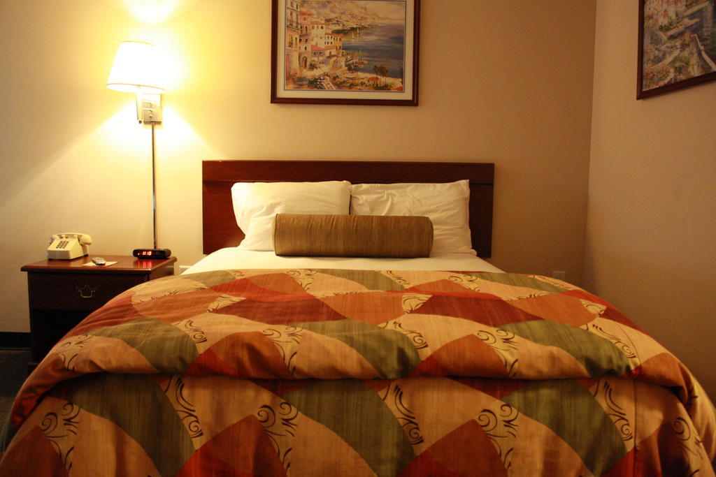 Intown Suites Extended Stay Select Hampton Va Habitación foto